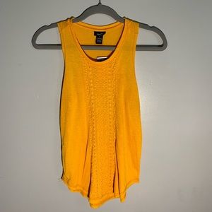 Rue 21 yellow tank with Aztec pattern